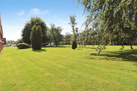 2 bedroom flat for sale, Marlborough Drive, Frenchay, Bristol, BS16