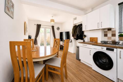1 bedroom maisonette for sale, High Street, London Colney, St. Albans