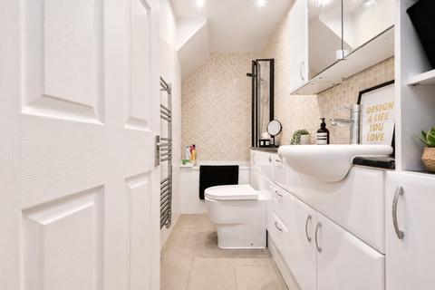 1 bedroom maisonette for sale, High Street, London Colney, St. Albans