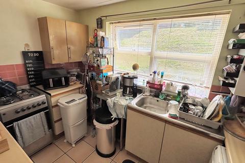1 bedroom flat for sale, Beel Close, Portland, Dorset