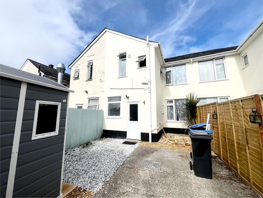 2 bedroom terraced house to rent