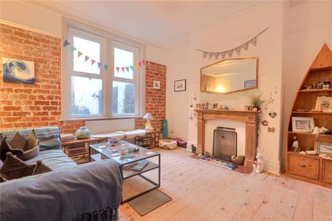 undefined, The Beach House, 17 Pearl Street