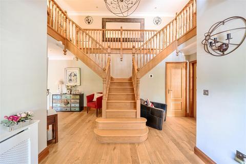 5 bedroom house for sale, Beech Drive, Kingswood