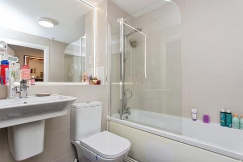1 bedroom apartment for sale, Wellstones, Watford