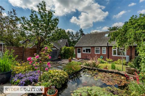 3 bedroom bungalow for sale, Sunfield Crescent, Royton, Oldham, Greater Manchester, OL2