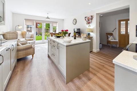 4 bedroom detached house for sale, Coulson Gardens, Bocking, Essex, CM7