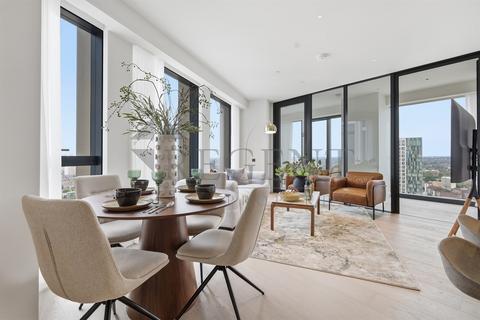2 bedroom apartment to rent, River Park Tower, Nine Elms Ln, SW8