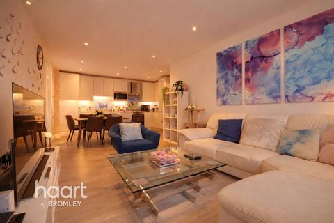 1 bedroom flat for sale, Bromley BR2