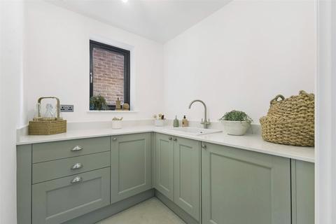 4 bedroom detached house for sale, The Stags, Hindhead, Surrey, GU26