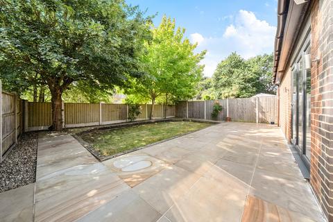 5 bedroom detached house for sale, Moorhen Drive, Lower Earley, Reading