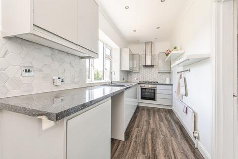 5 bedroom semi-detached house for sale, Huddersfield Road, Mirfield