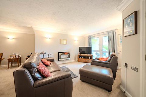 2 bedroom apartment for sale, Flat 2, The Highlands, 622 Harrogate Road, Leeds, West Yorkshire