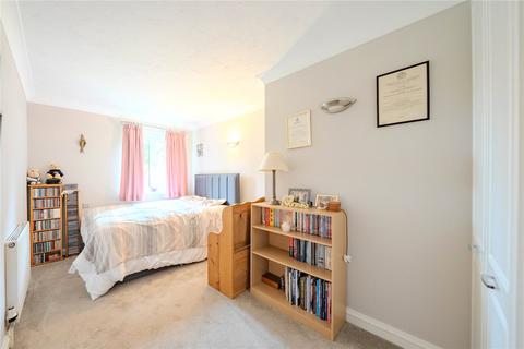2 bedroom apartment for sale, Flat 2, The Highlands, 622 Harrogate Road, Leeds, West Yorkshire