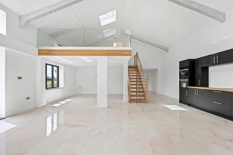4 bedroom barn conversion for sale, Dunmow Road, Fyfield, CM5