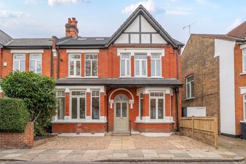 Avenue Gardens, London