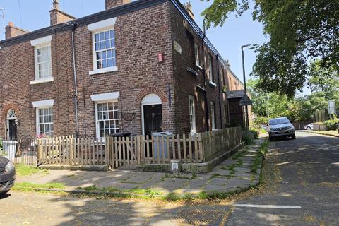 2 bedroom end of terrace house for sale, High Street, Macclesfield SK11