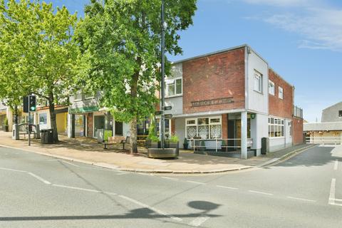 2 bedroom flat for sale, Fore Street, Saltash