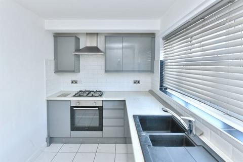 2 bedroom flat for sale, Fore Street, Saltash