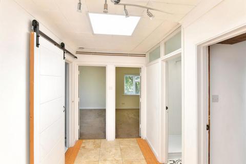 2 bedroom flat for sale, Fore Street, Saltash