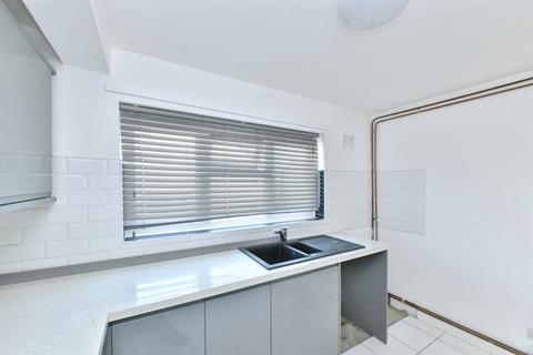 2 bedroom flat for sale, Fore Street, Saltash