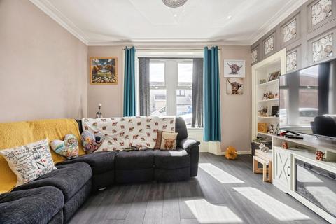 3 bedroom flat for sale, Montrose Street, Angus DD9