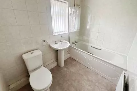 3 bedroom terraced house to rent – pohled 5