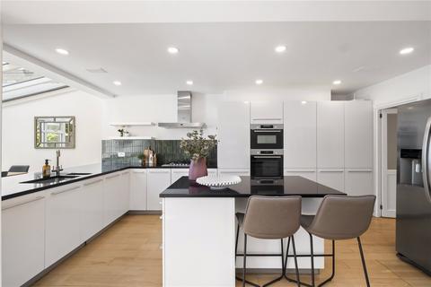 4 bedroom semi-detached house for sale, Sarsfeld Road, London, SW12