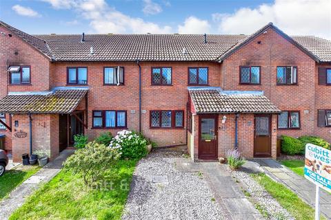 3 bedroom terraced house for sale, Dinsdale Gardens, Rustington BN16