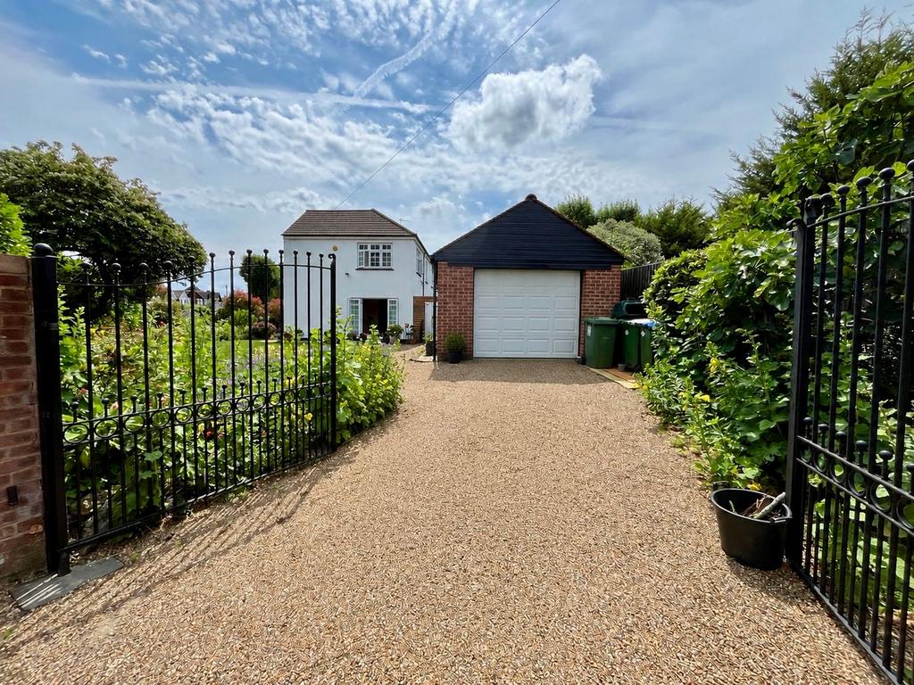 House exterior, garage
