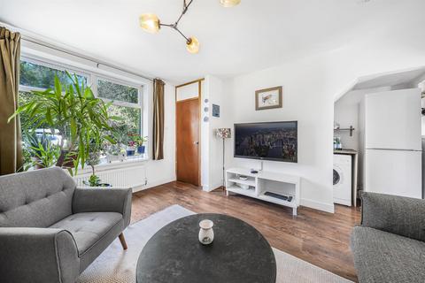3 bedroom terraced house to rent, Friday Hill West, London E4