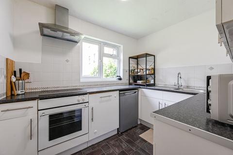 1 bedroom flat for sale, Gables Close, Lee, London, SE12