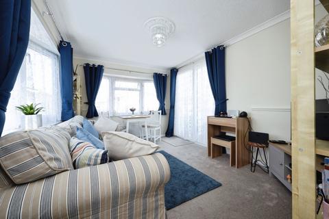2 bedroom detached house for sale, Folly Park, High Street, Clapham, Bedford, MK41