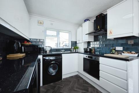 2 bedroom detached house for sale, Folly Park, High Street, Clapham, Bedford, MK41