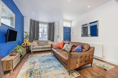 2 bedroom terraced house for sale, Belmont Road, Harrow