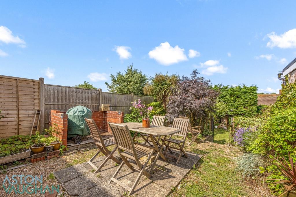 House in Brighton, Whitehawk - View 3