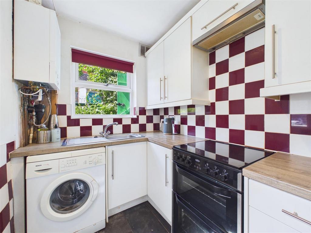 House in Sheffield, Heeley Bottom, Meersbrook - View 4
