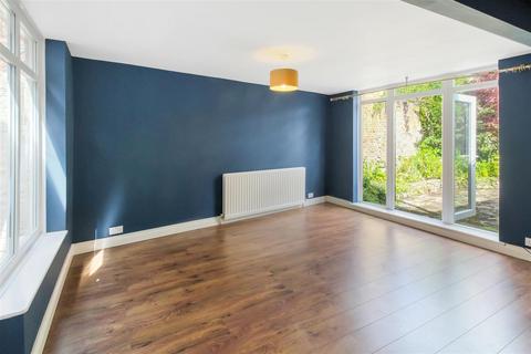 2 bedroom cottage for sale, The Green, Hurworth, Darlington
