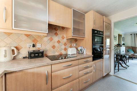 2 bedroom apartment for sale, Ship Gardens, Mildenhall, Bury St. Edmunds