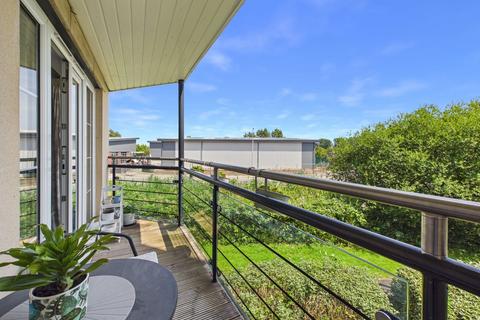 2 bedroom flat for sale, Turnock Gardens, West Wick, Weston-Super-Mare, BS24
