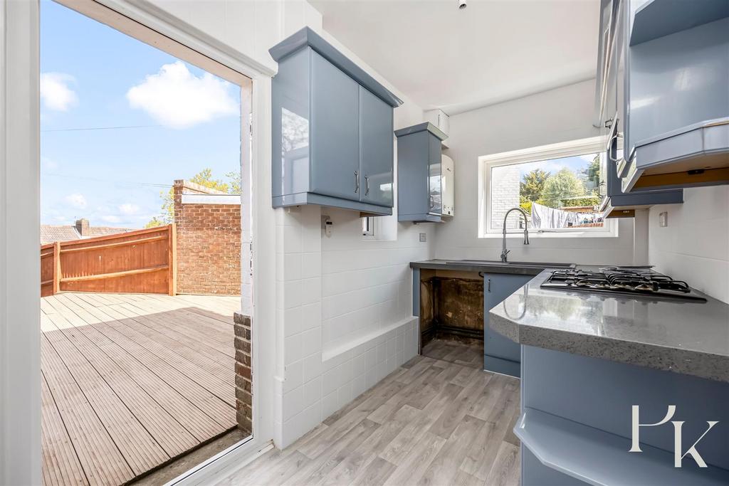 House in Brighton, Hollingbury - View 6