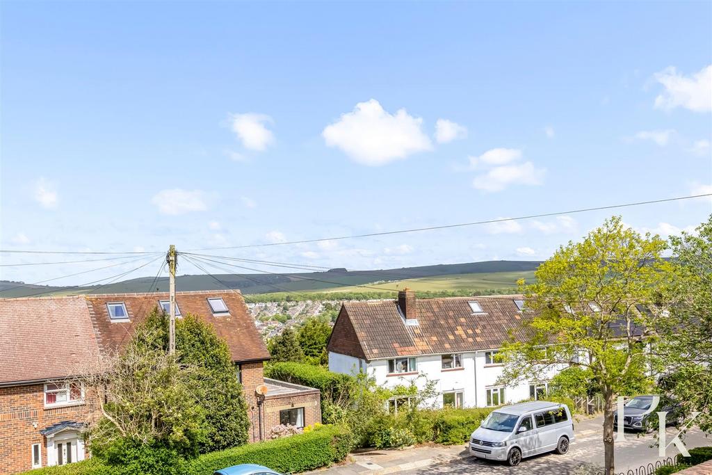 House in Brighton, Hollingbury - More