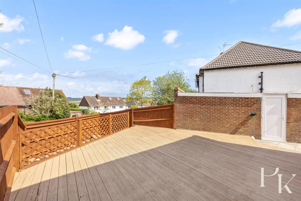 House in Brighton, Hollingbury - View 2