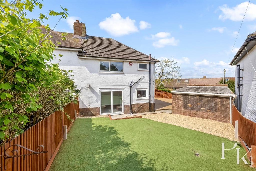 House in Brighton, Hollingbury - View 3