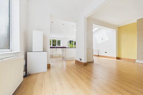 3 bedroom semi-detached house for sale, Allderidge Avenue, Hull HU5