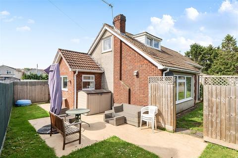 2 bedroom detached bungalow for sale, Lovell Avenue, Oldland Common, Bristol