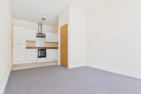 1 bedroom serviced apartment to rent, Electra House, Swindon SN1