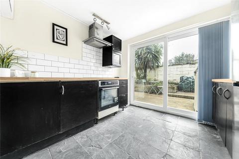 1 bedroom ground floor flat for sale, College Road, Bromley