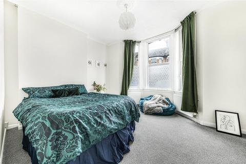 1 bedroom ground floor flat for sale, College Road, Bromley