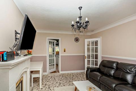 3 bedroom semi-detached house for sale, Brighton Avenue, Morley, Leeds, LS27