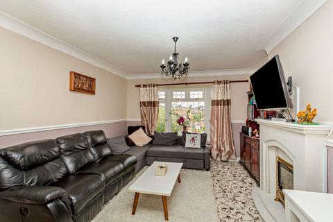 3 bedroom semi-detached house for sale, Brighton Avenue, Morley, Leeds, LS27